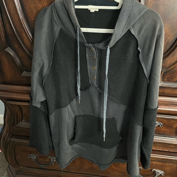 POL Tops - POL Charcoal and Black Hoodie - size L